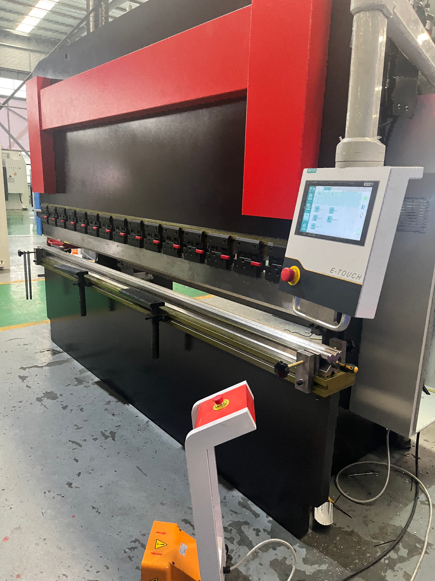 Econom Press Brake Factory: Precision Bending Solutions for Modern Metal Fabrication